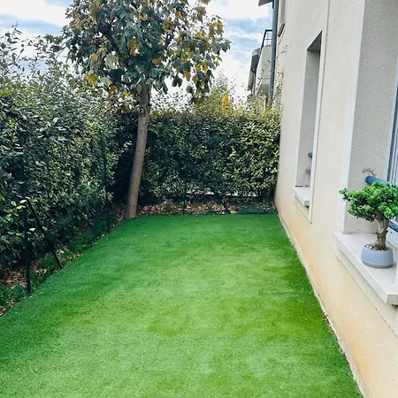 Apartamento T2 Avec Piscine&parking Proche Cité Médiévale